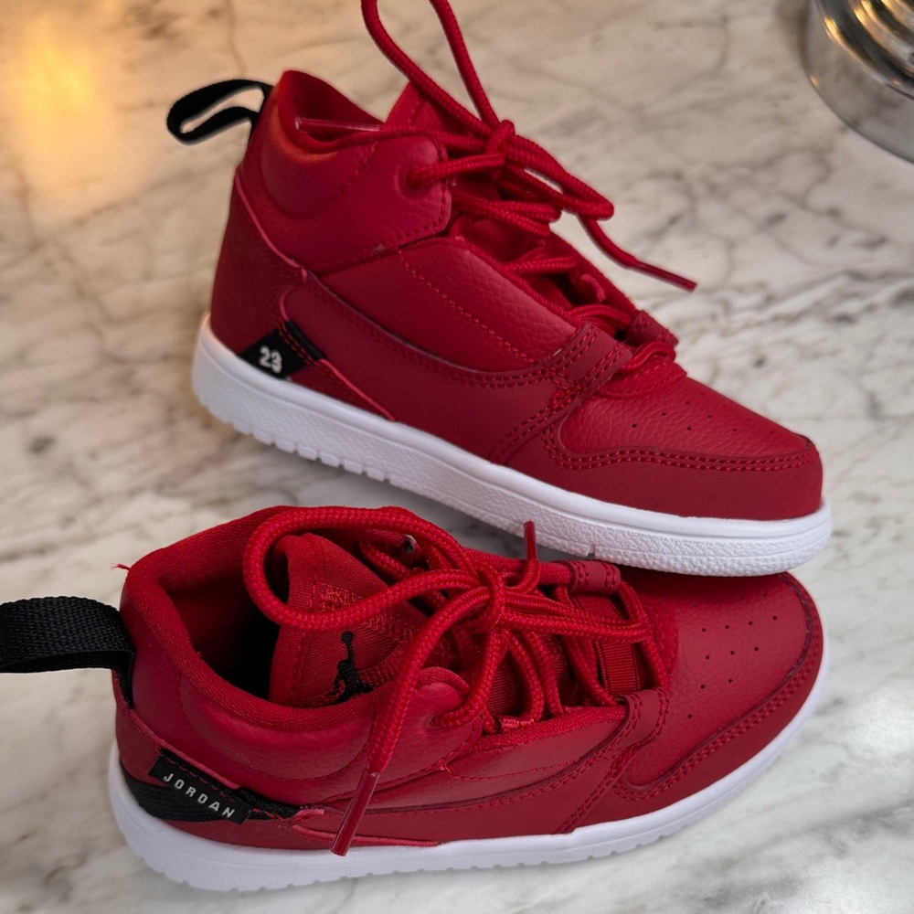 Jordan Kids Red High-Top Sneakers